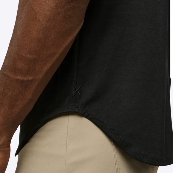 CUTS Elongated Men's Small Black Short Sleeve Tee Modern Athleisure Minimalist - Picture 3 of 12